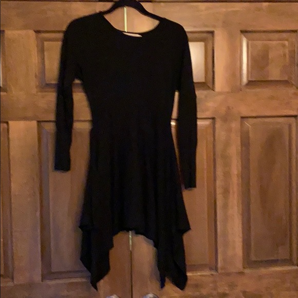 Black Tunic Sweater Dress w/ Belt - Picture 4 of 4